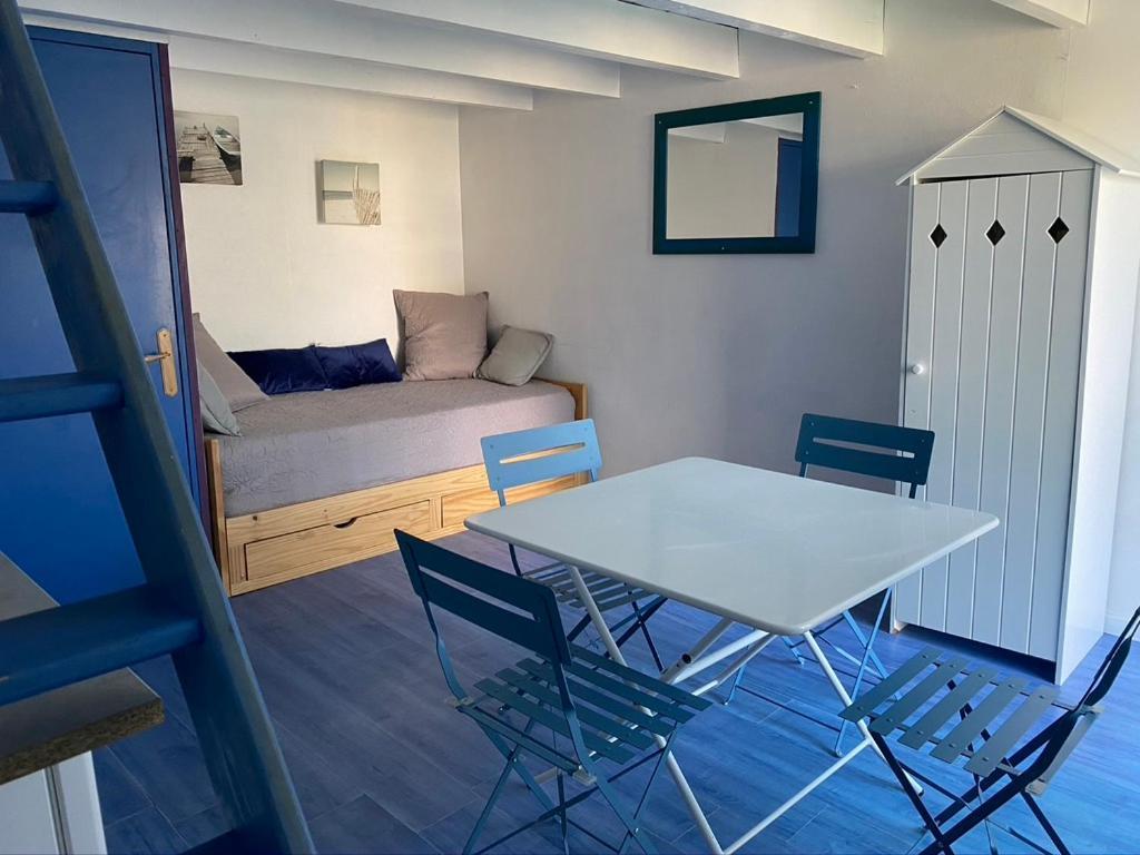 Le Pressoir - Gites Et Meubles De Tourisme - 2 Etoiles Dolus d'Oléron Zimmer foto