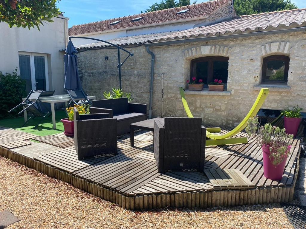 Le Pressoir - Gites Et Meubles De Tourisme - 2 Etoiles Dolus d'Oléron Exterior foto